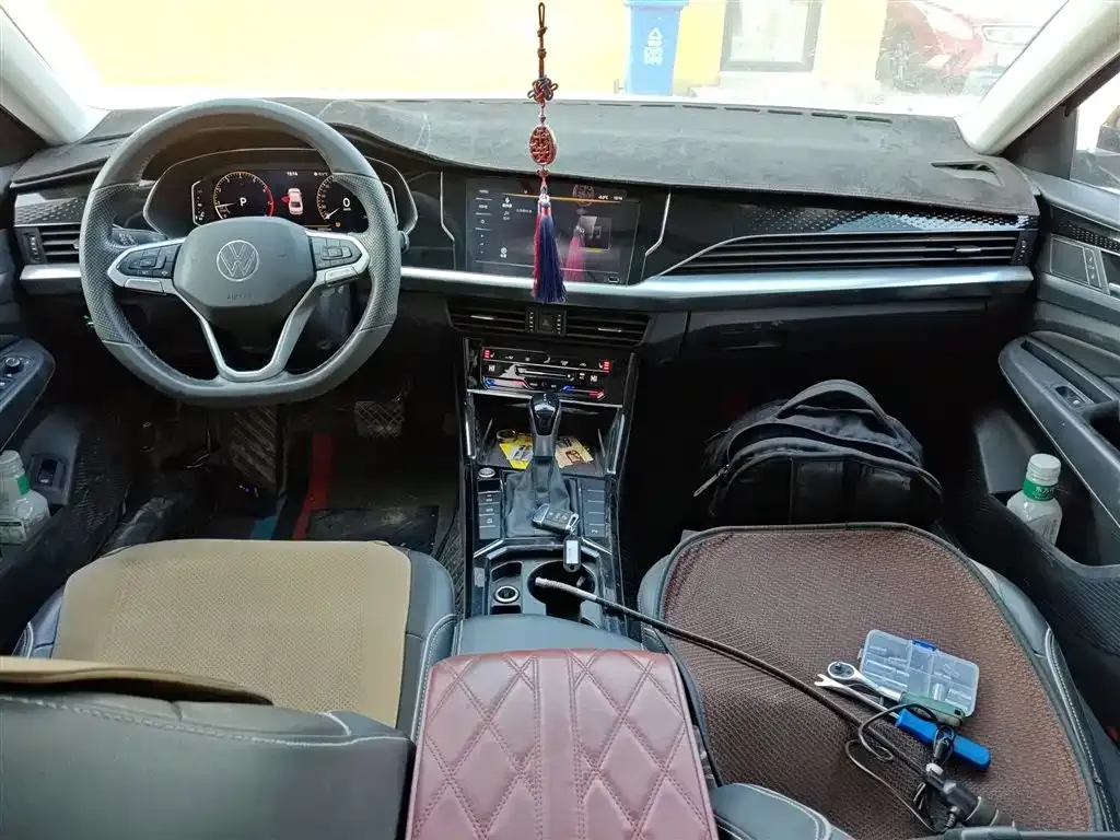 Volkswagen Passat — фото 10