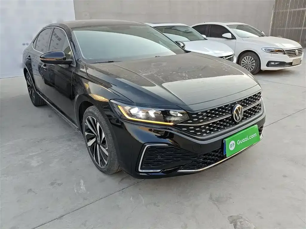 Volkswagen Passat — фото 7