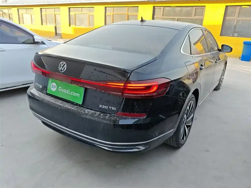 Volkswagen Passat — фото 9
