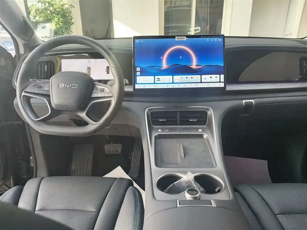 BYD Hiace 07 DM-i — фото 10