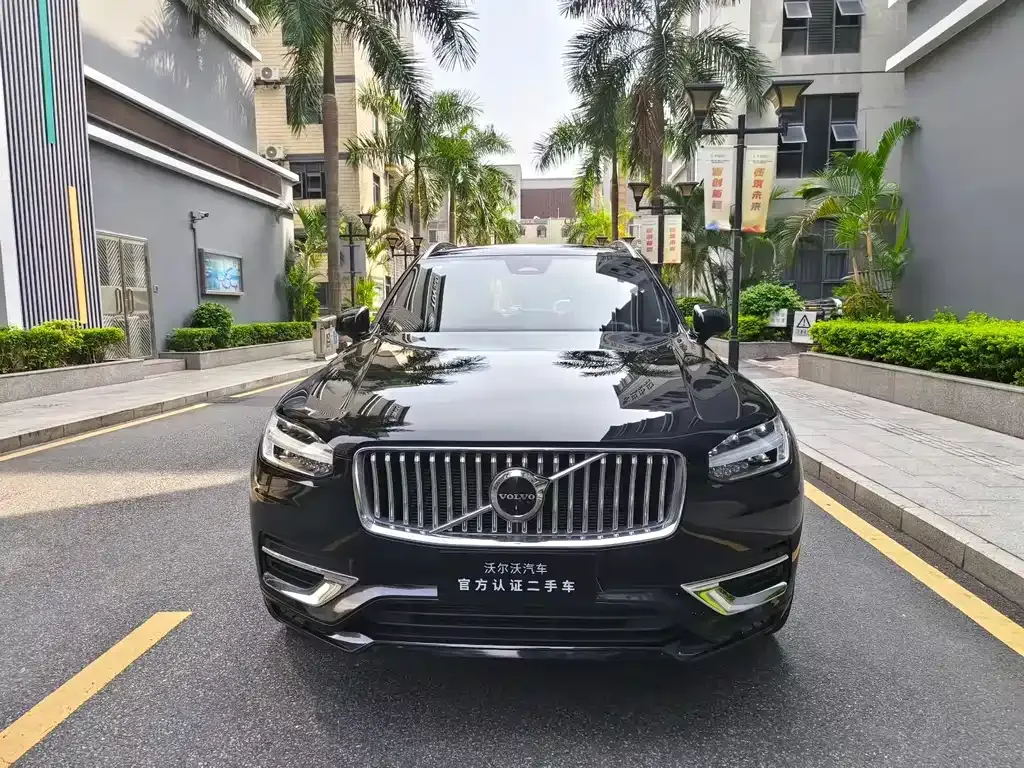Volvo XC90 — фото 4