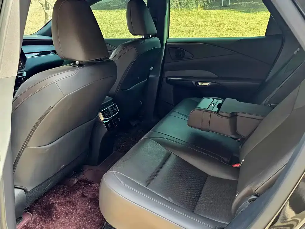 Lexus RX — фото 2