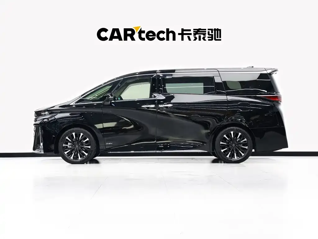 Toyota Vellfire — фото 2
