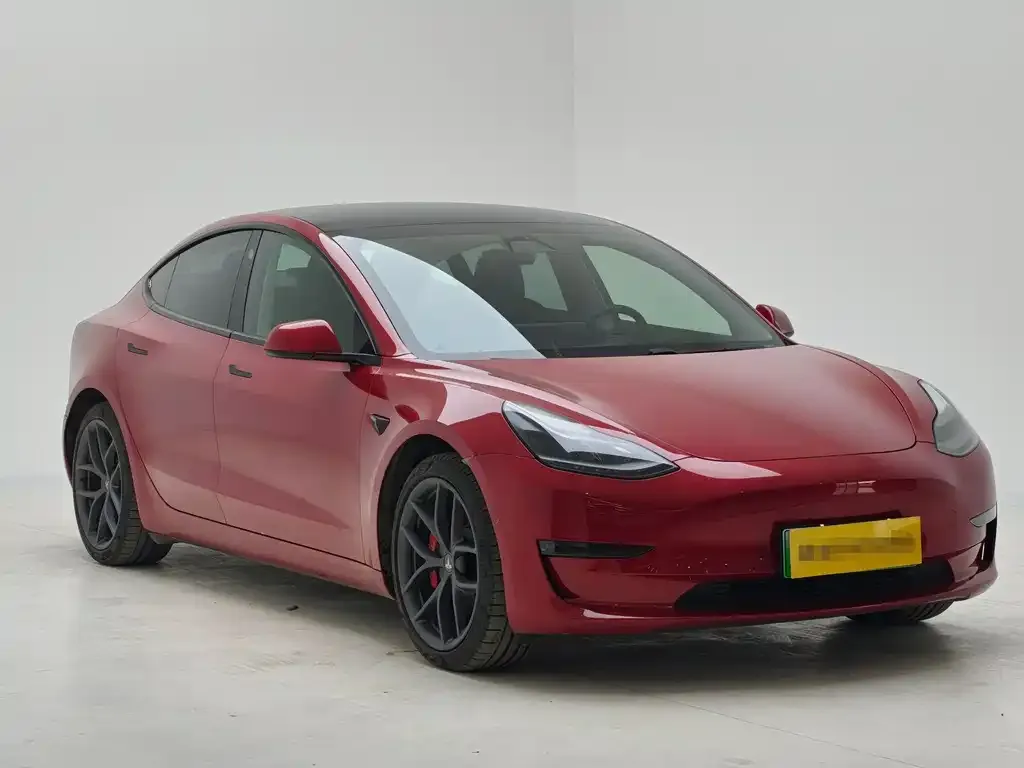 Tesla Model 3 — фото 5