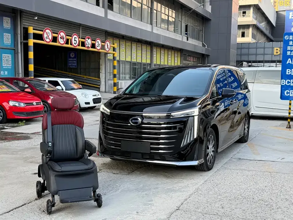 GAC Motor Trumpchi E9 — фото 1