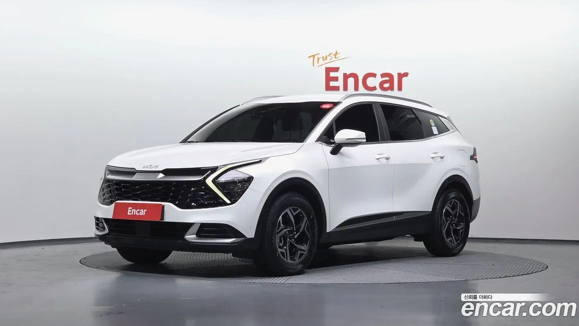 Kia Sportage — фото 1