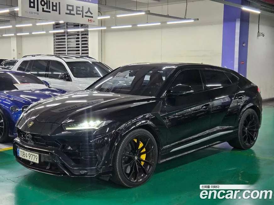 Lamborghini Urus — фото 6