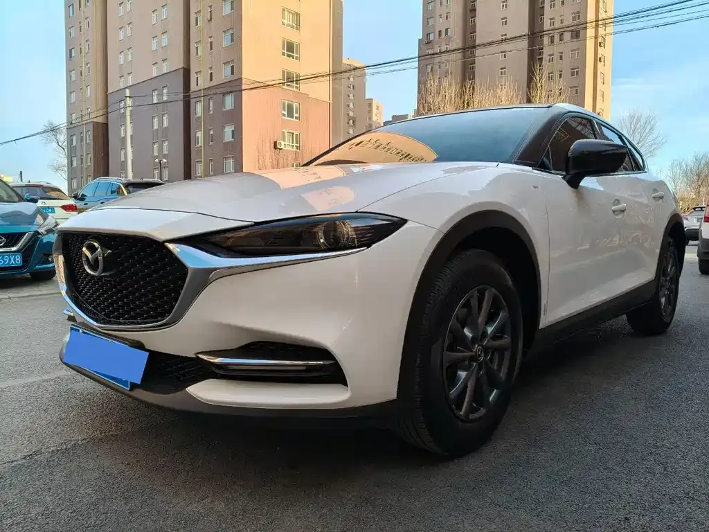 Mazda CX-4 — фото 1
