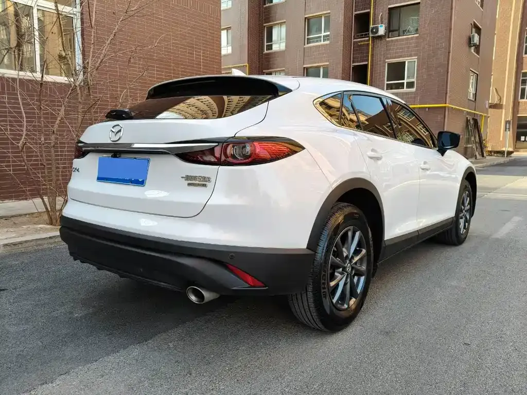 Mazda CX-4 — фото 3