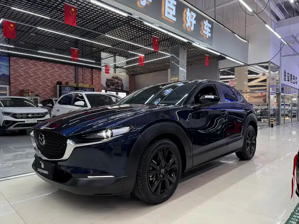 Mazda CX-30 — фото 1