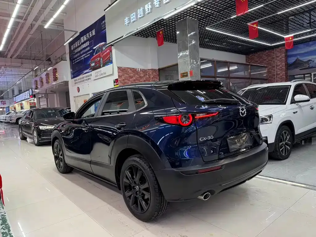 Mazda CX-30 — фото 6