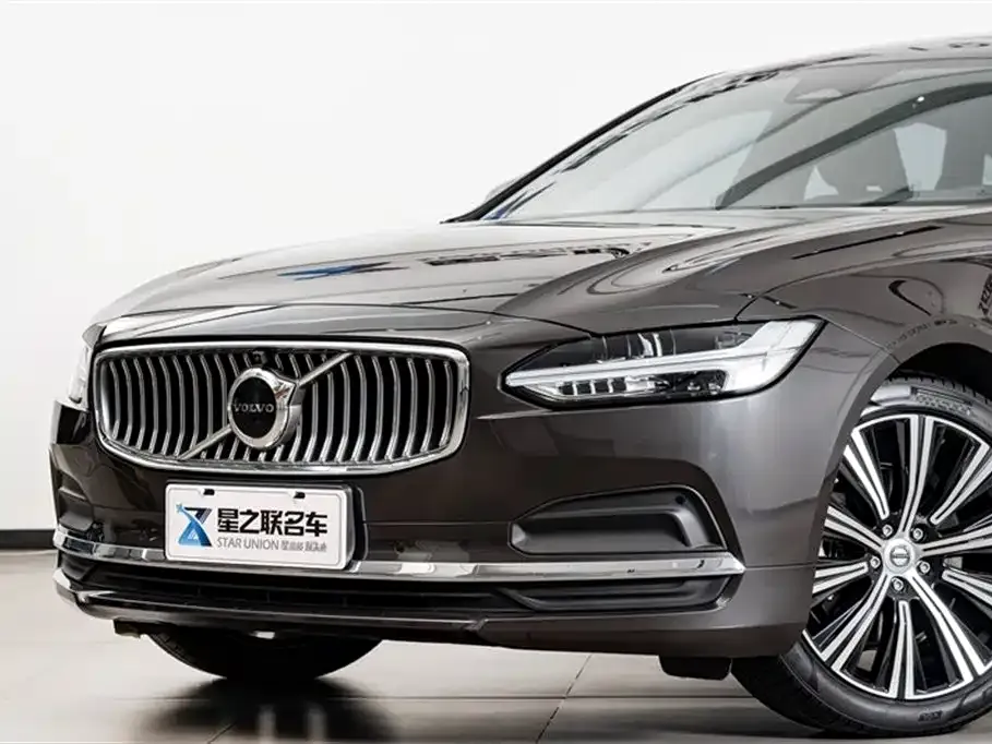 Volvo S90 — фото 10
