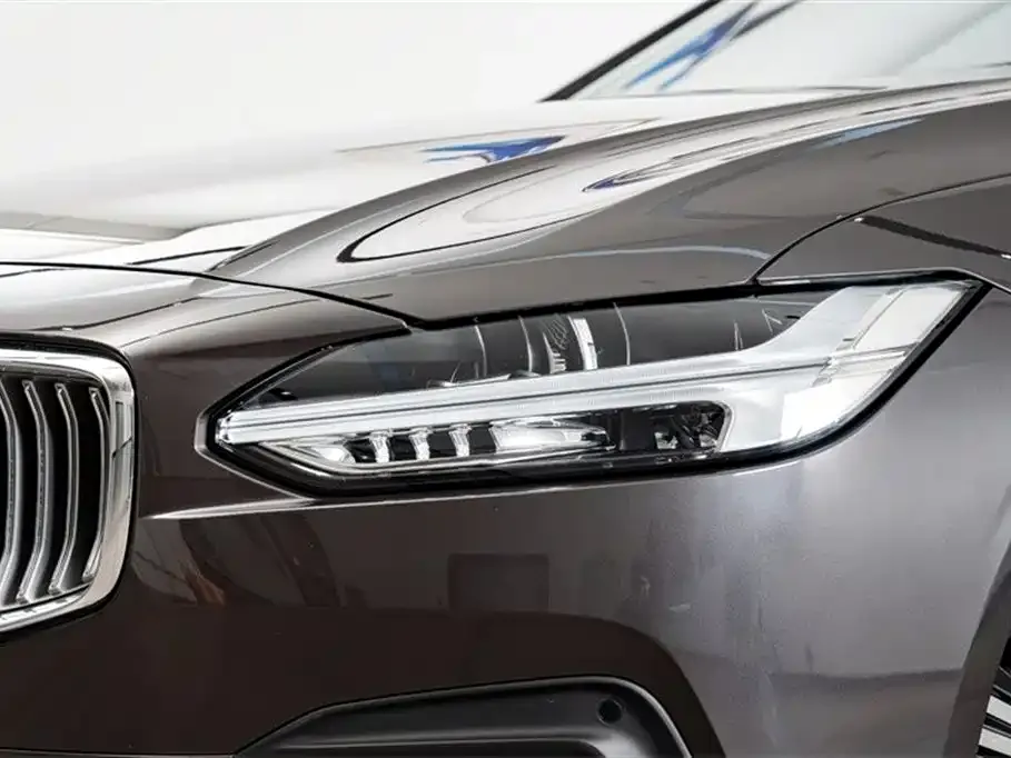 Volvo S90 — фото 6