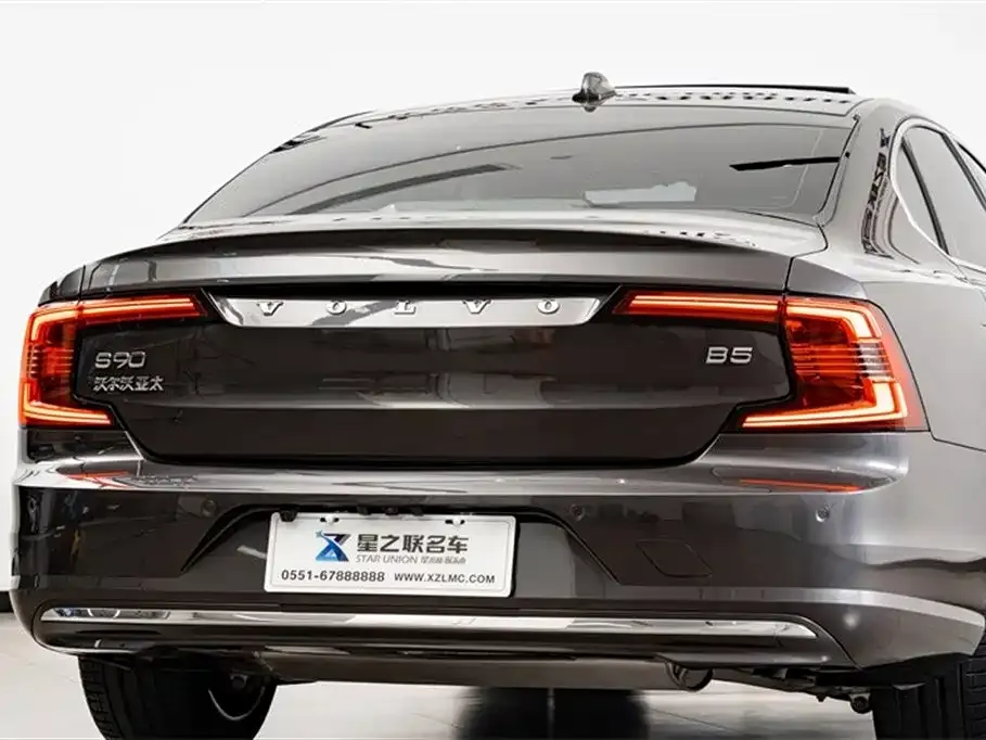Volvo S90 — фото 2