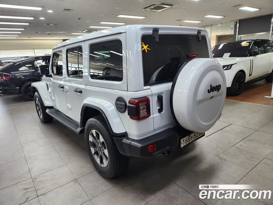 Jeep Wrangler — фото 6