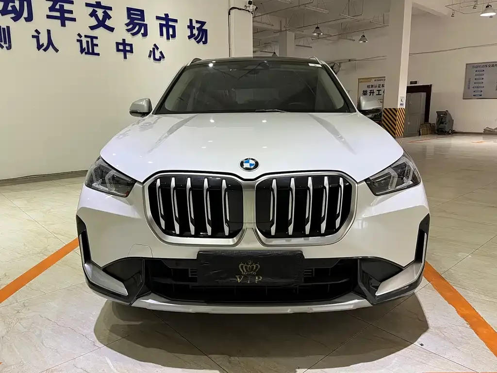 BMW X1 — фото 4