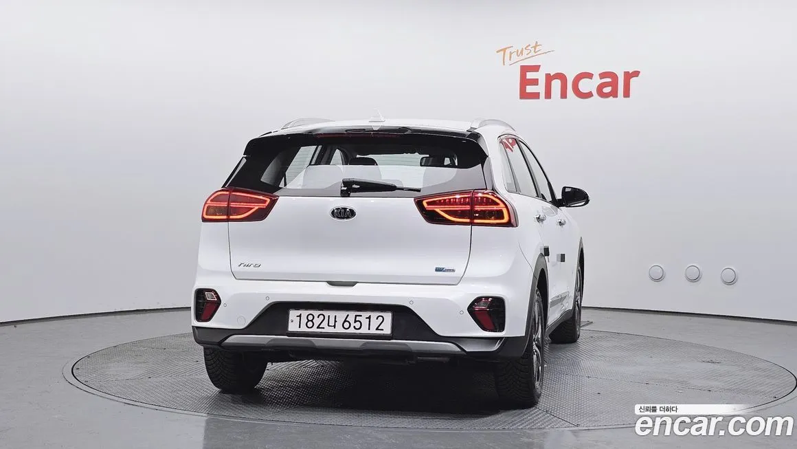 Kia Niro — фото 2