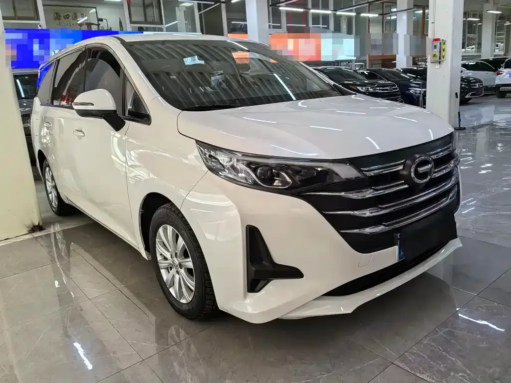 GAC Motor Trumpchi M6 — фото 2