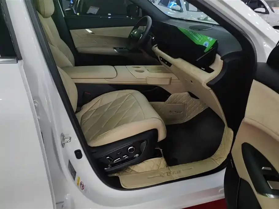 Changan CS75PLUS — фото 10