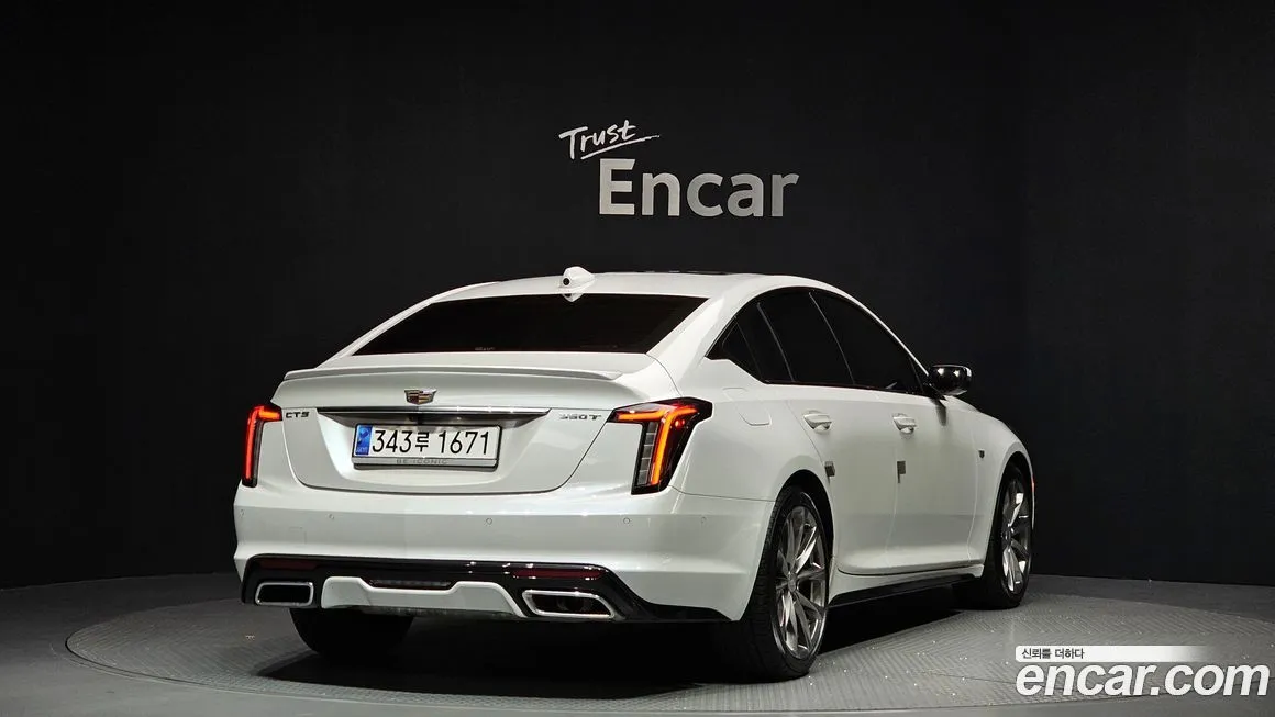 Cadillac CT5 — фото 3