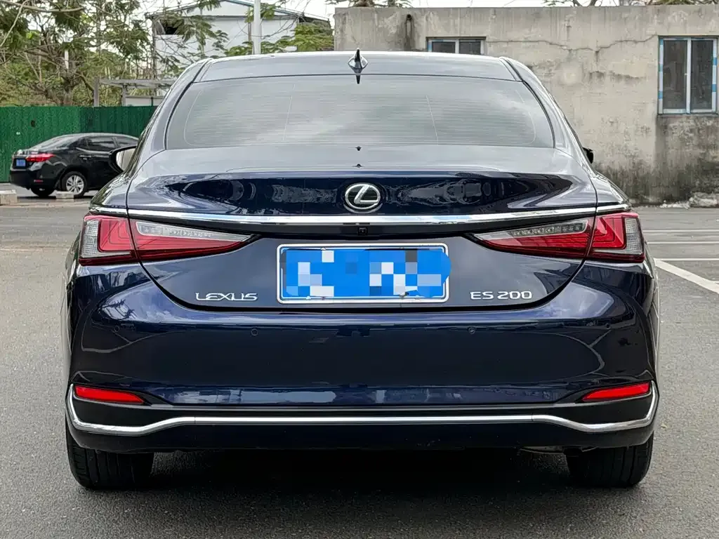 Lexus ES — фото 4