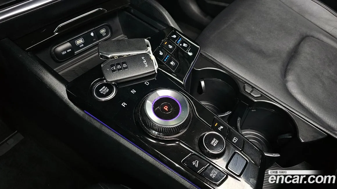 Kia Sportage — фото 9