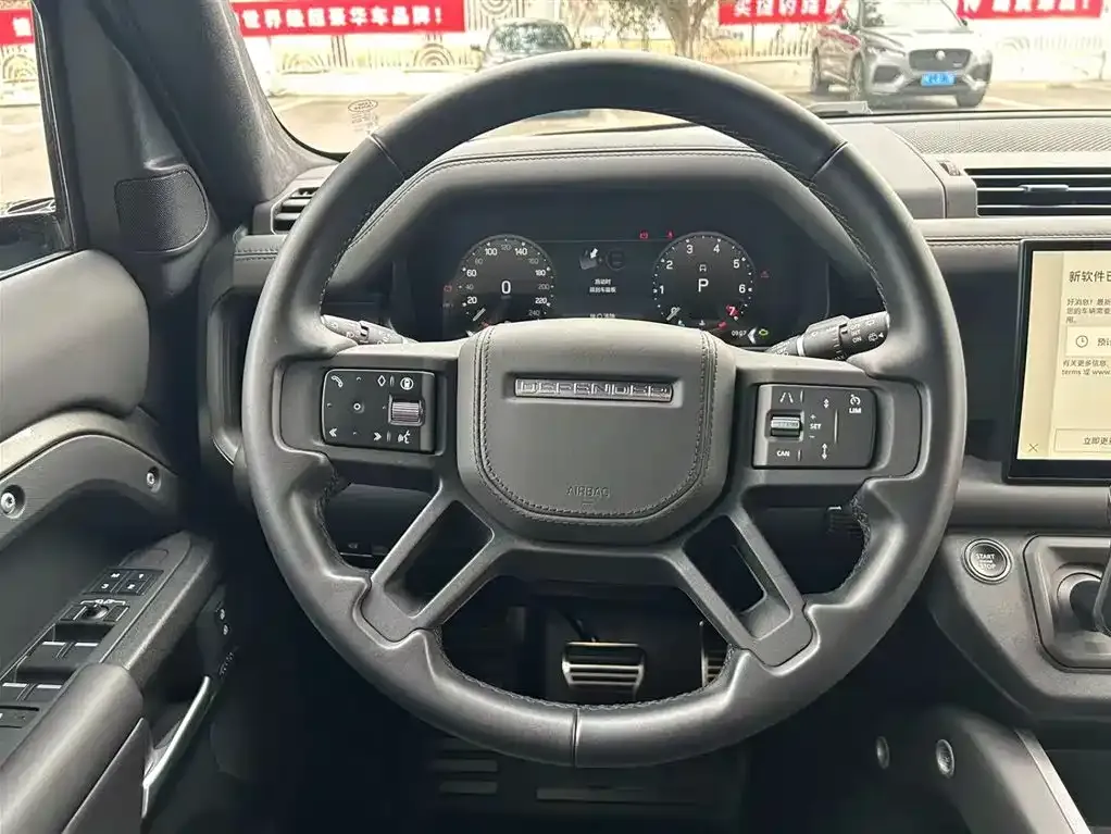 Land Rover Defender — фото 10