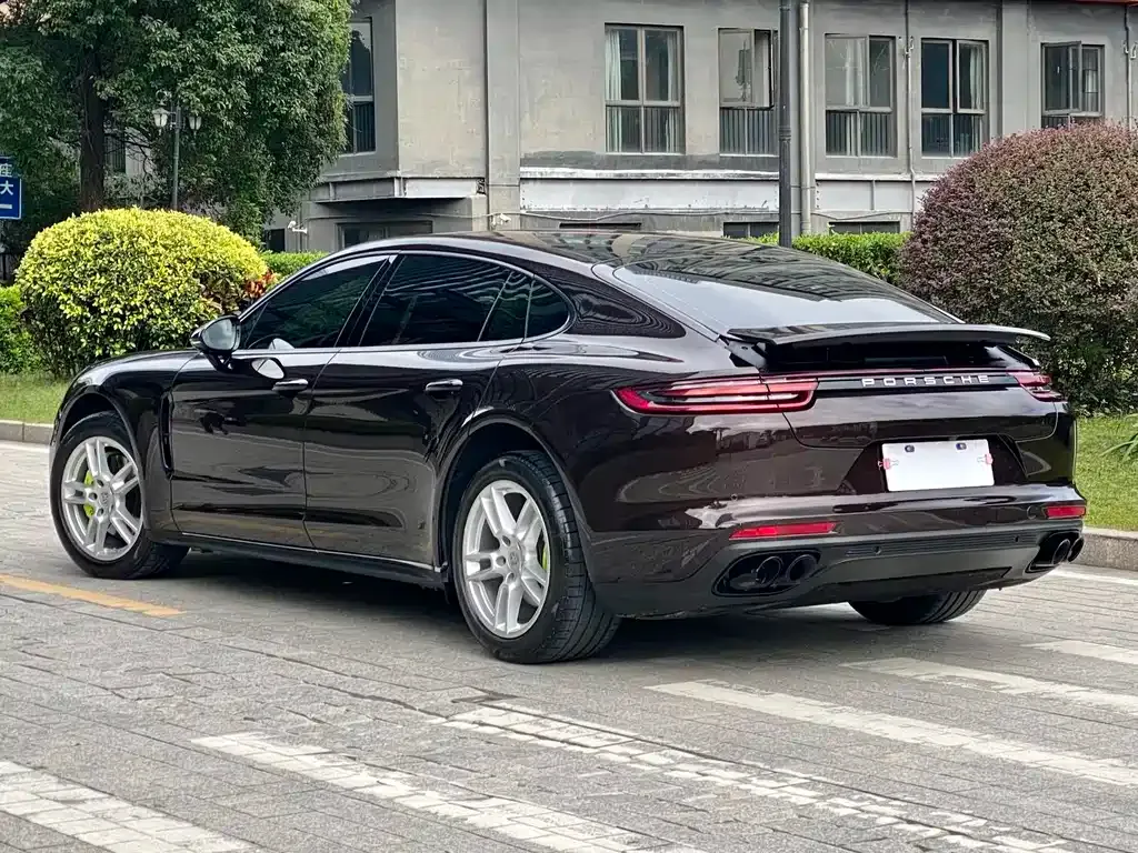 Porsche Panamera — фото 2