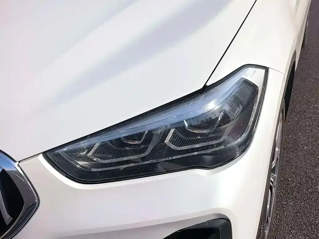 BMW X1 — фото 2