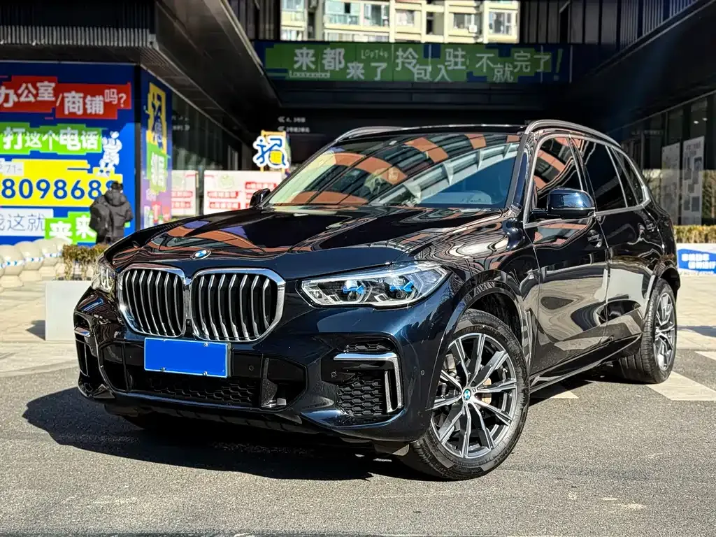 BMW X5 — фото 1