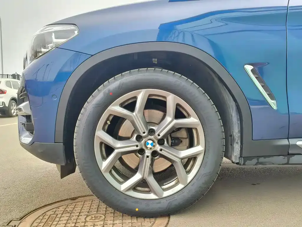 BMW X3 — фото 2