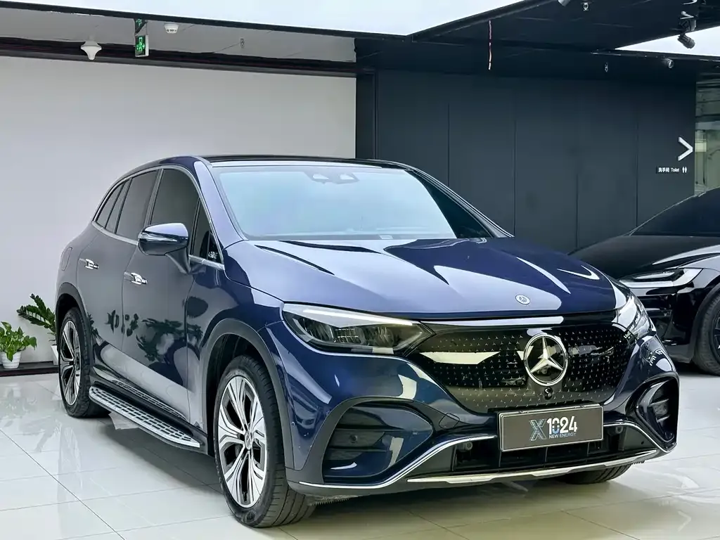 Mercedes-Benz EQE SUV — фото 3