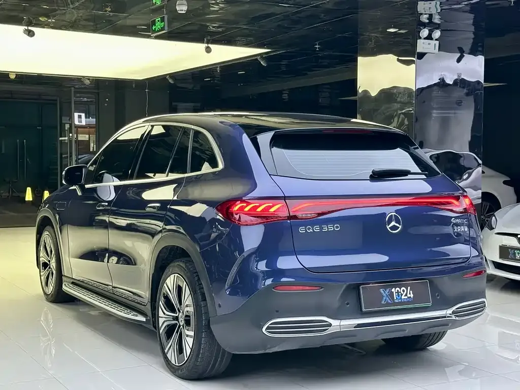 Mercedes-Benz EQE SUV — фото 2