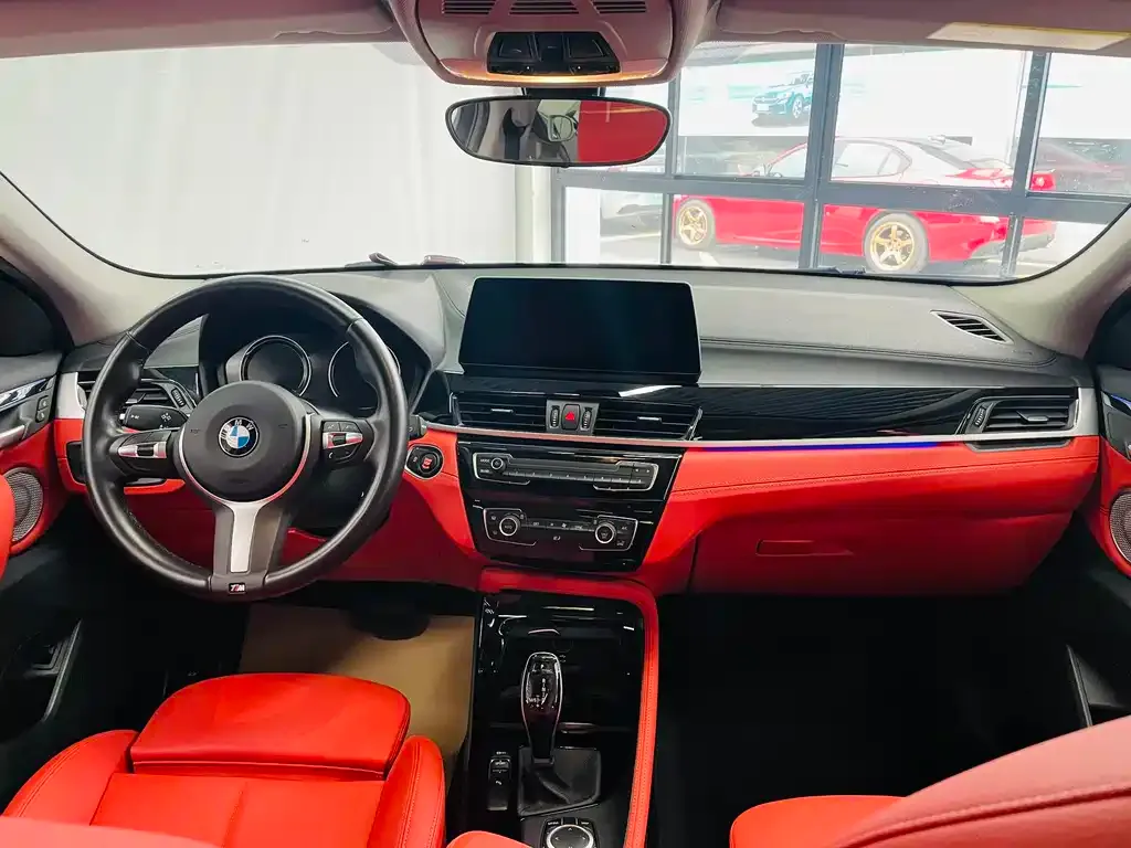 BMW X2 — фото 9