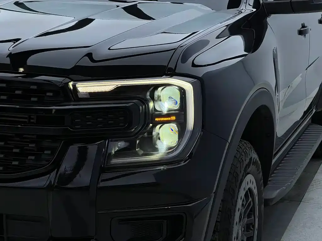 Ford Ranger — фото 10