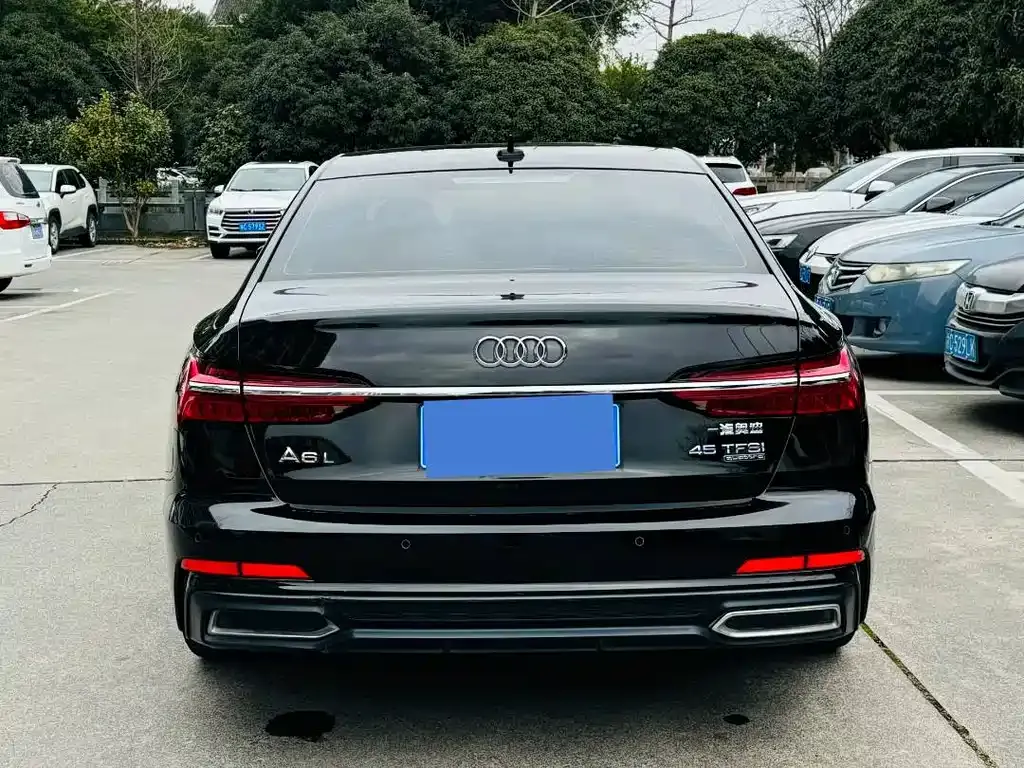Audi A6L — фото 3