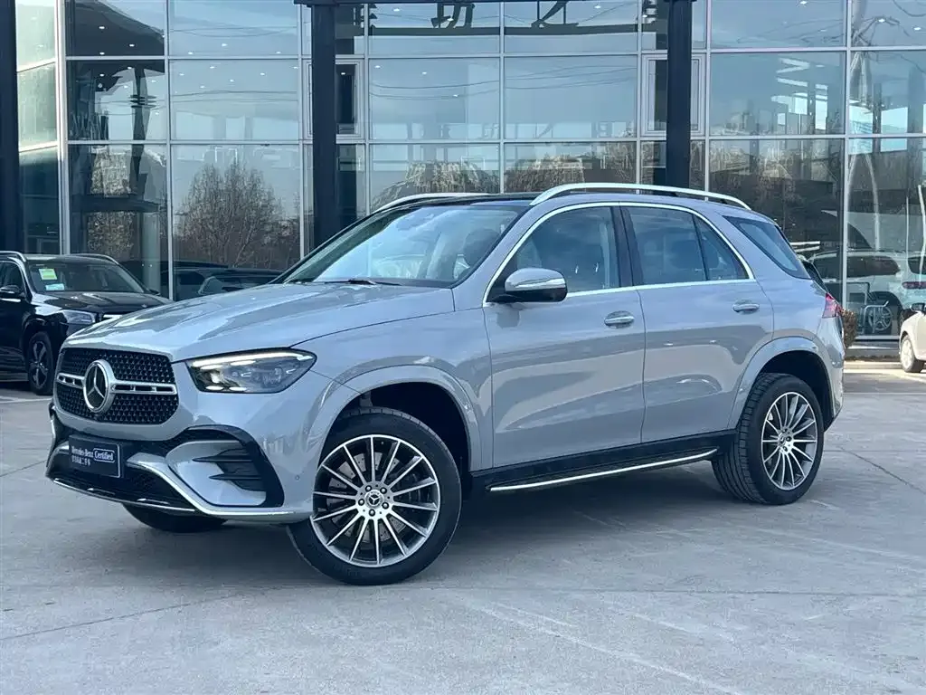 Mercedes-Benz GLE — фото 1