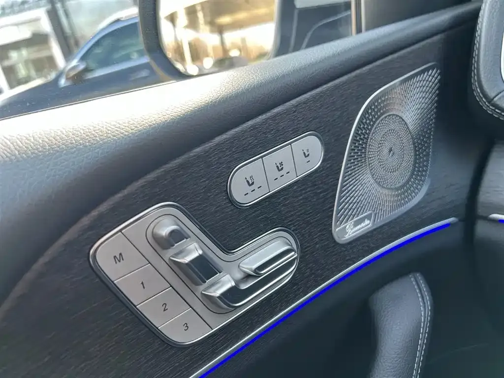 Mercedes-Benz GLE — фото 10