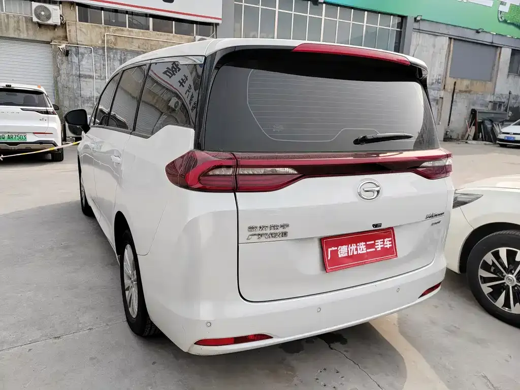 GAC Motor Trumpchi M6 — фото 9