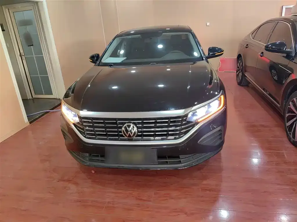 Volkswagen Passat — фото 2