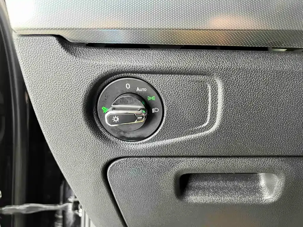 Volkswagen Passat — фото 10