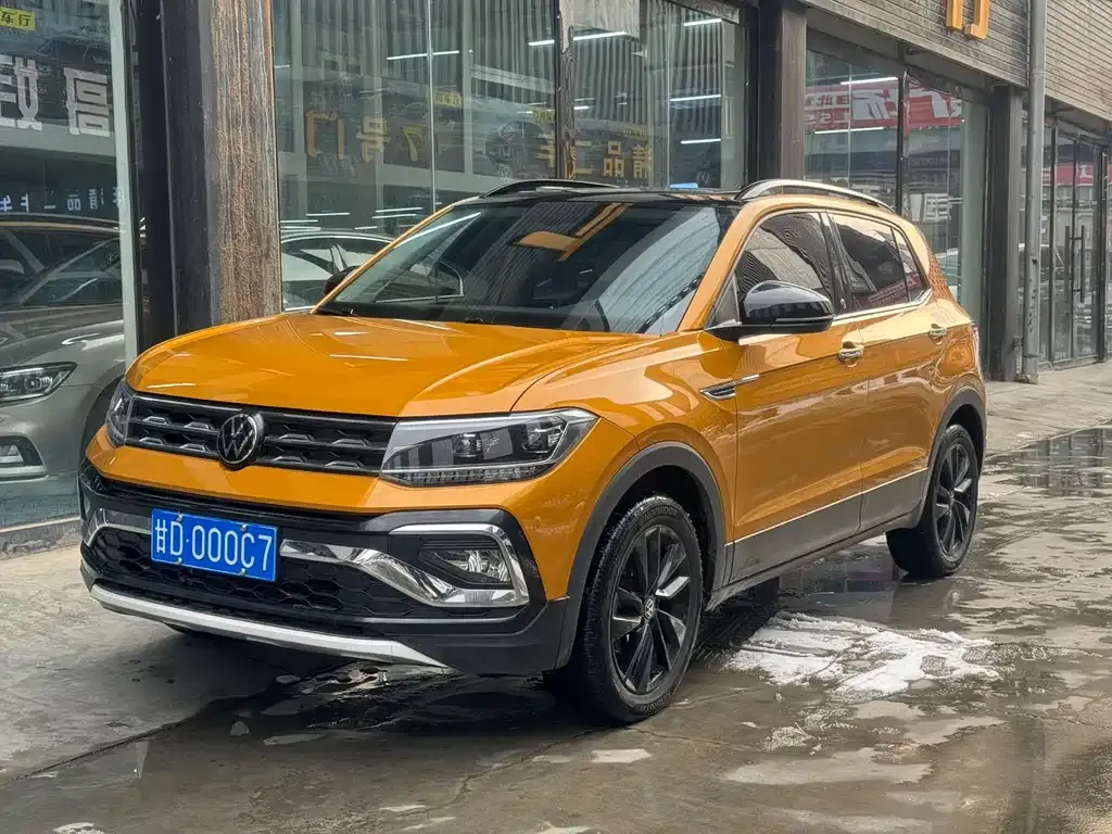 Volkswagen T-Cross — фото 1