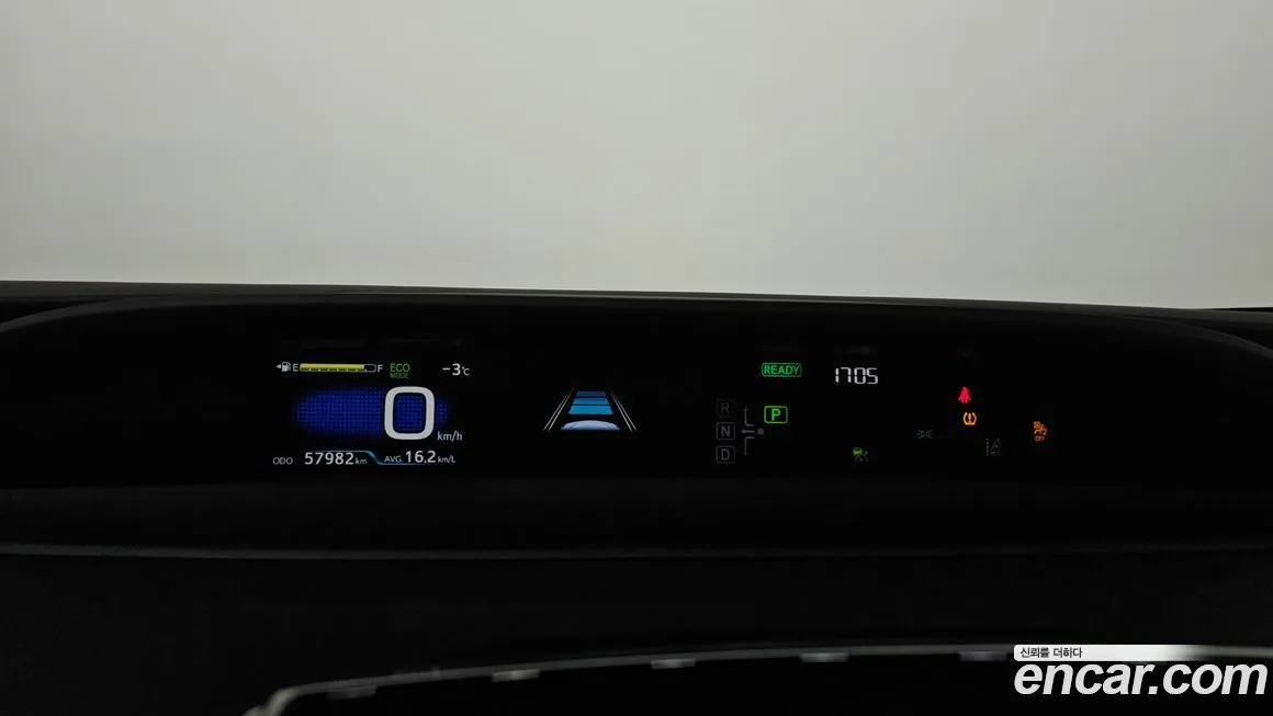 Toyota Prius — фото 3
