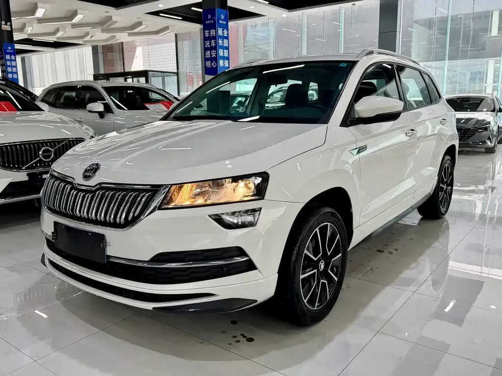 Skoda Karoq — фото 1