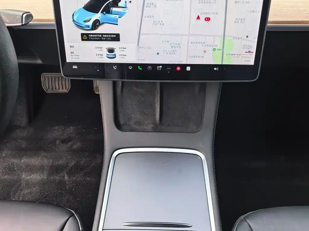 Tesla Model 3 — фото 4