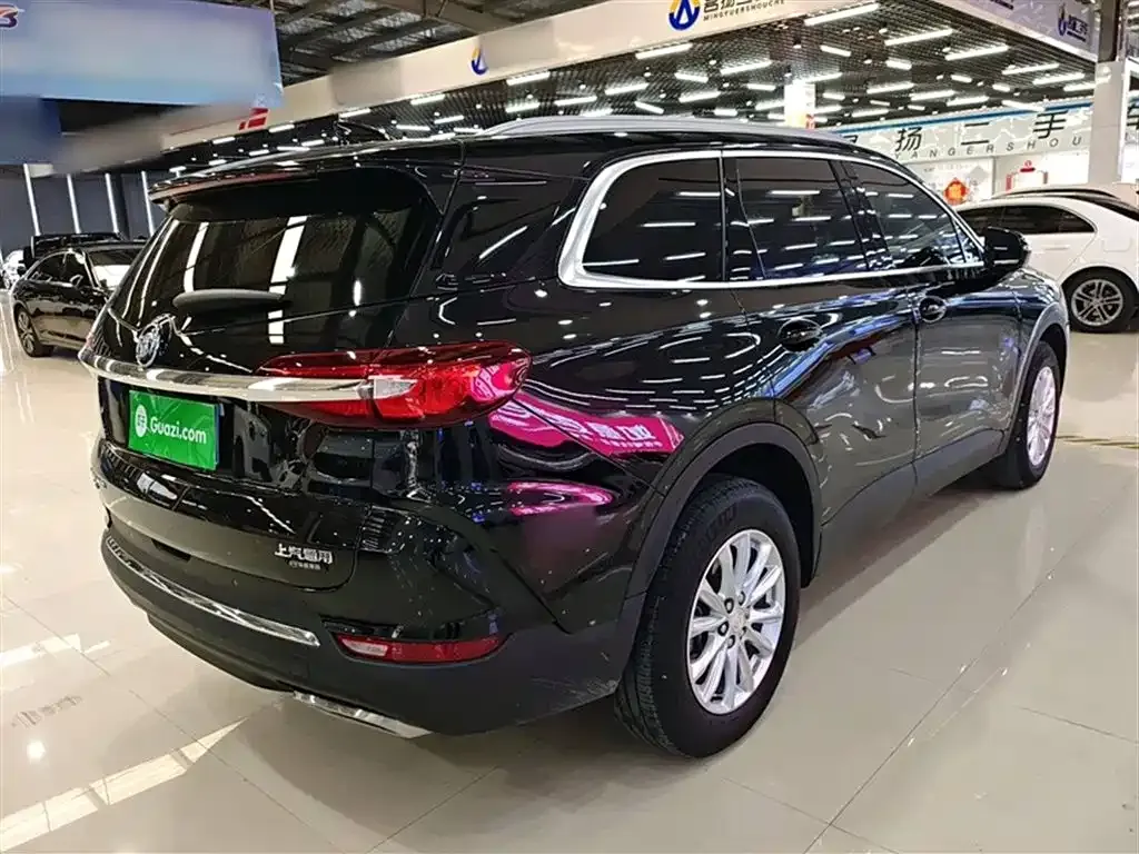 Buick Enclave — фото 10