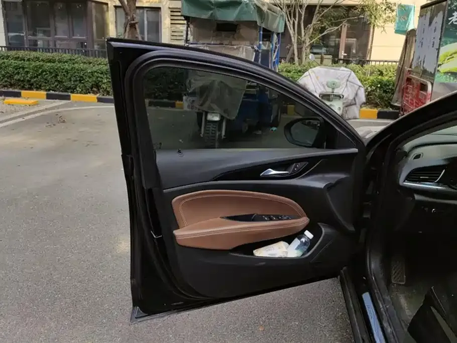 Buick Regal — фото 8