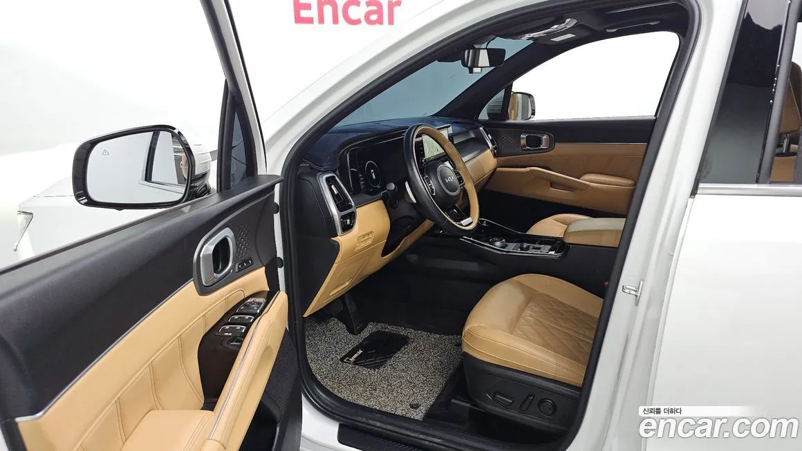 Kia Sorento — фото 5