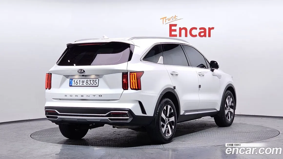 Kia Sorento — фото 4