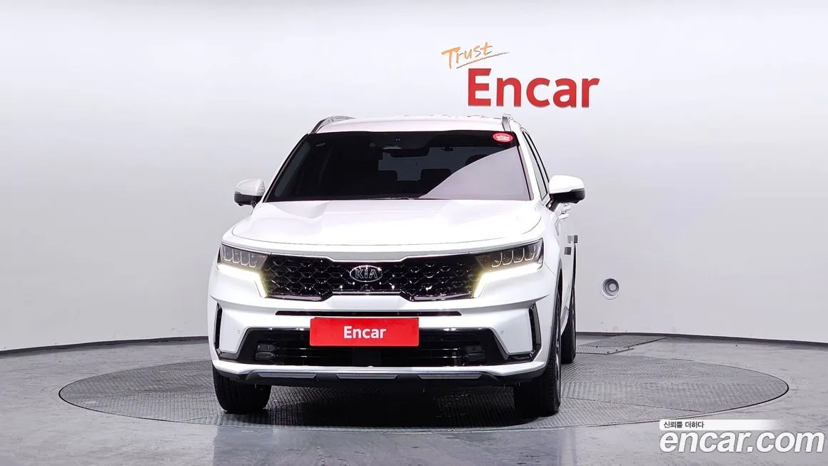 Kia Sorento — фото 7